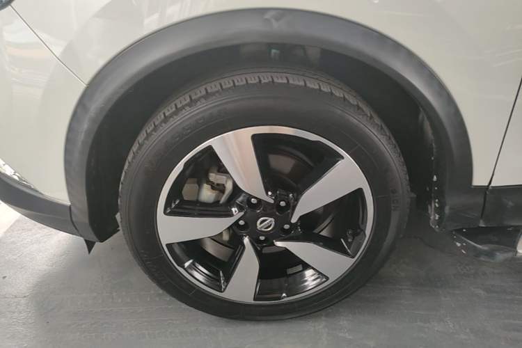 Used Nissan Qashqai 2017 2.0L CVT Smart Enjoyment Version China V Standard Left Front Wheel Hub