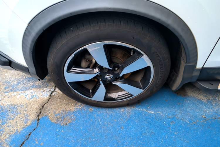 Used Nissan Qashqai 2017 2.0L CVT Luxury Edition China V Standard Left Front Wheel Hub
