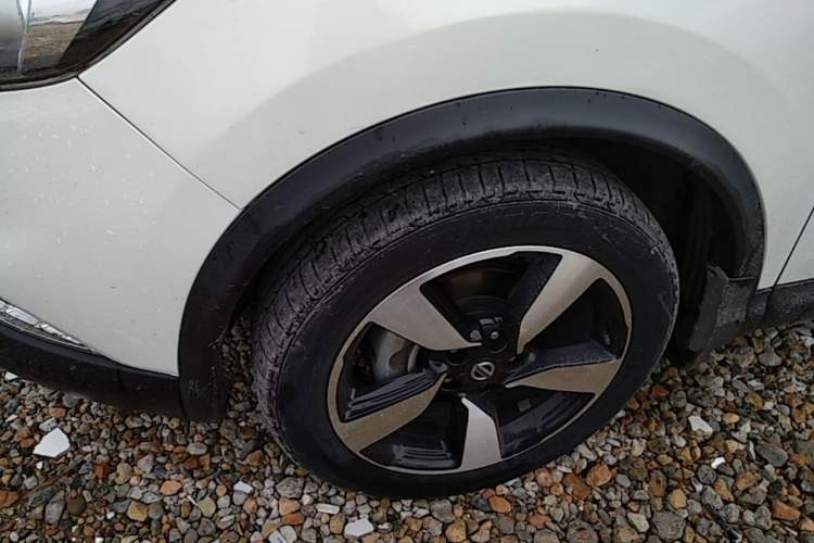 Used Nissan Qashqai 2017 2.0L CVT Smart Enjoyment Version China VI Standard Left Front Wheel Hub