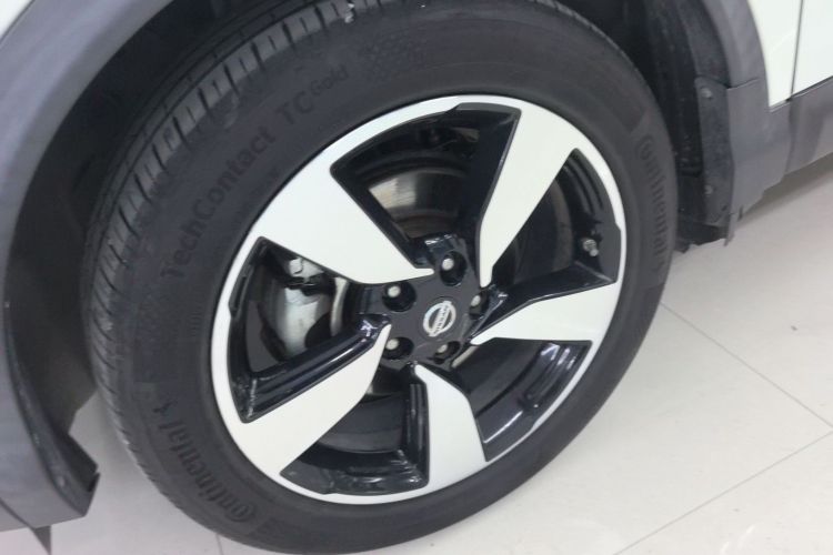 Used Nissan Qashqai 2017 2.0L CVT Smart Enjoyment Version China V Standard Left Front Wheel Hub