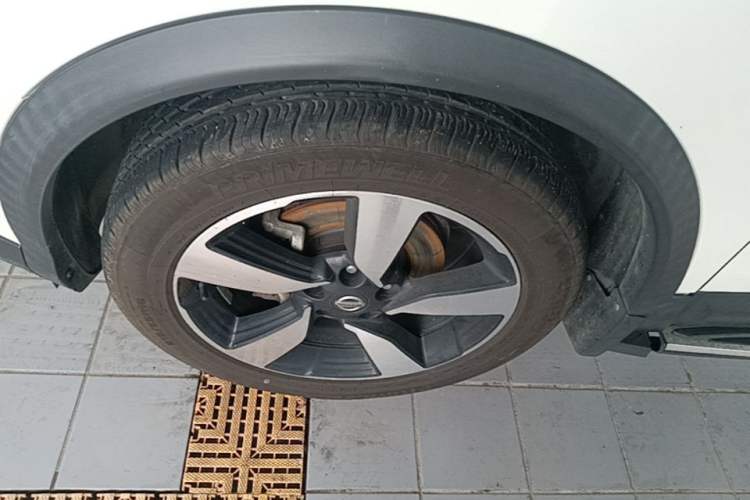 Used Nissan Qashqai 2017 2.0L CVT Smart Enjoyment Version China V Standard Left Front Wheel Hub