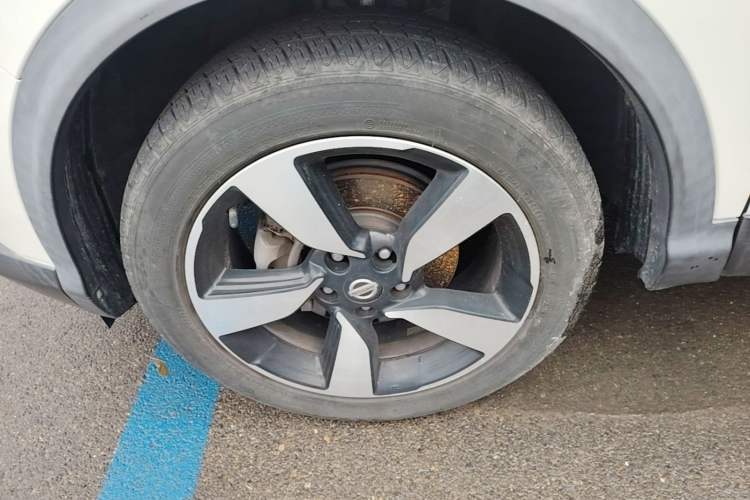 Used Nissan Qashqai 2017 2.0L CVT Smart Enjoyment Version China V Standard Left Front Wheel Hub