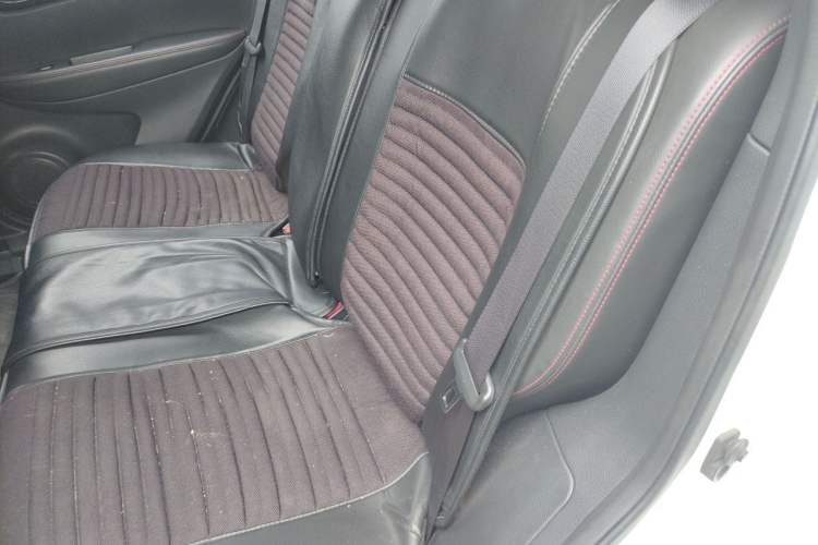 Used Nissan Qashqai 2017 2.0L CVT Luxury Edition China V Standard Left Rear Seat