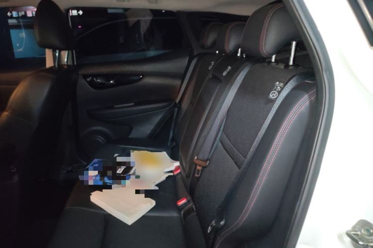 Used Nissan Qashqai 2017 2.0L CVT Luxury Edition China V Standard Left Rear Seat
