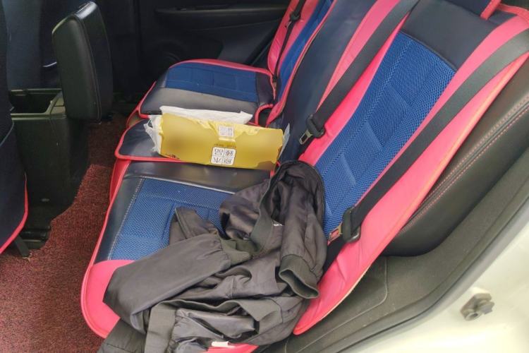 Used Nissan Qashqai 2017 2.0L CVT Smart Enjoyment Version China V Standard Left Rear Seat