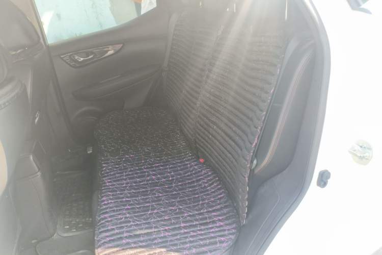 Used Nissan Qashqai 2017 2.0L CVT Smart Enjoyment Version China VI Standard Left Rear Seat