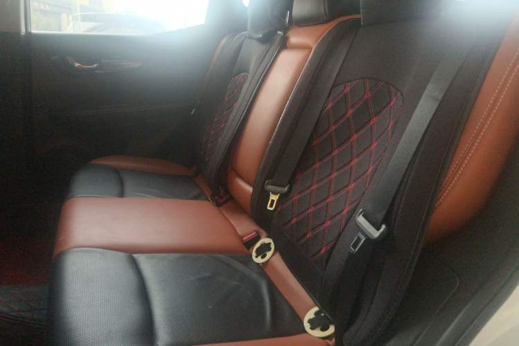 Used Nissan Qashqai 2017 2.0L CVT Elite Edition China V Standard Left Rear Seat
