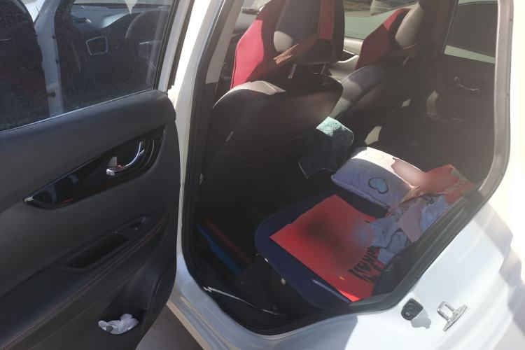 Used Nissan Qashqai 2017 2.0L CVT Luxury Edition China V Standard Left Rear Seat