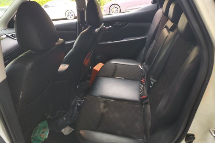 Used Nissan Qashqai 2017 2.0L CVT Luxury Edition China VI Standard Left Rear Seat