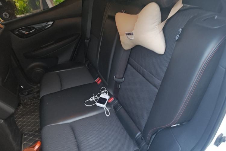 Used Nissan Qashqai 2017 2.0L CVT Smart Enjoyment Version China V Standard Left Rear Seat