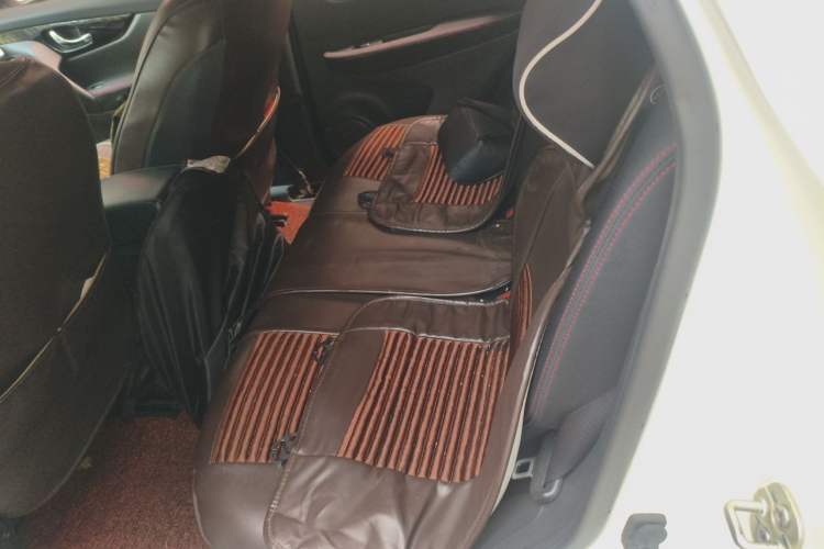 Used Nissan Qashqai 2017 2.0L CVT Elite Edition China V Standard Left Rear Seat