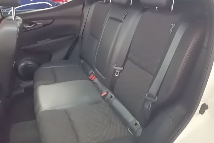 Used Nissan Qashqai 2017 2.0L CVT Luxury Edition China V Standard Left Rear Seat