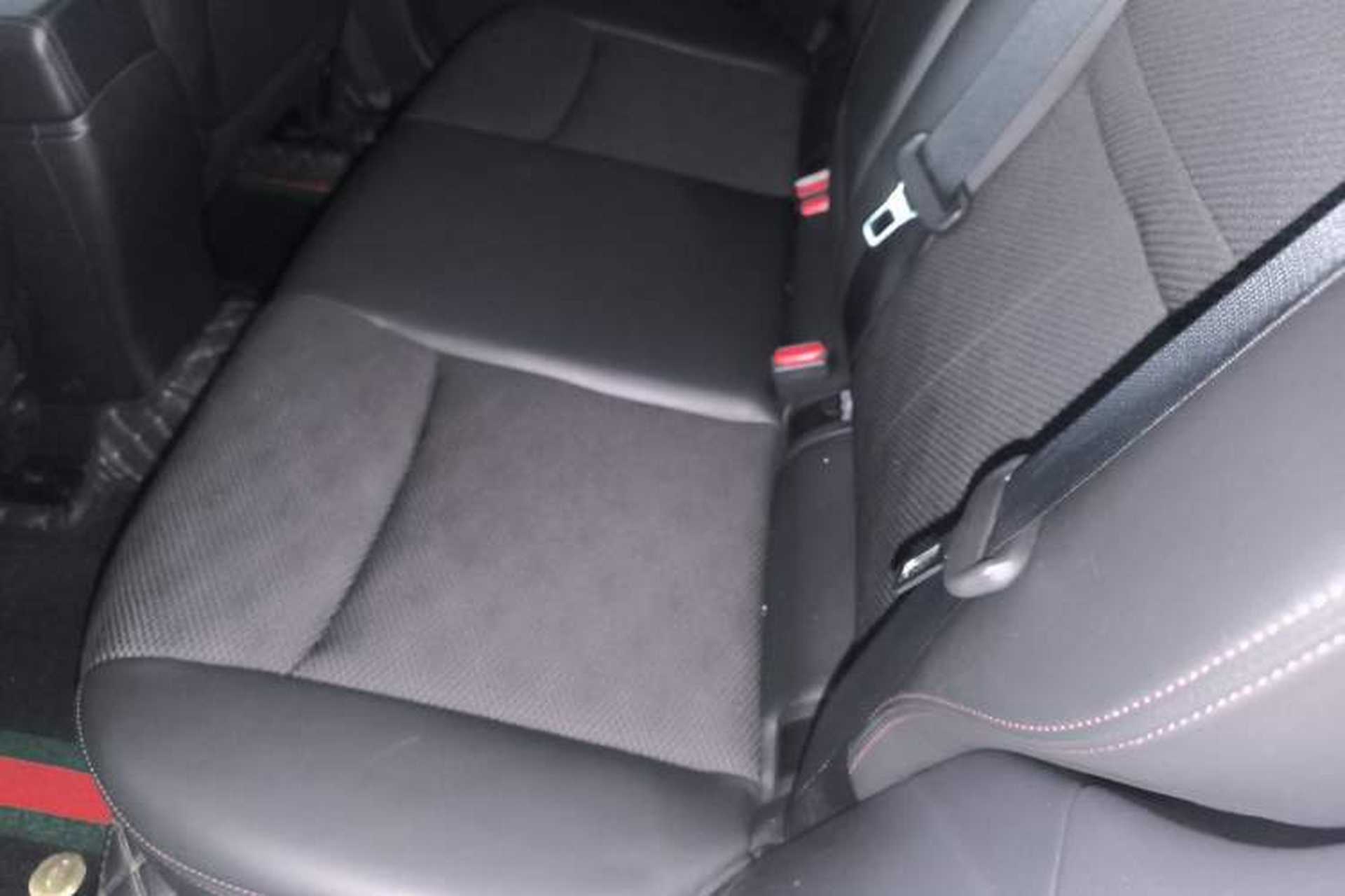 Used Nissan Qashqai 2017 2.0L CVT Smart Enjoyment Version China V Standard Left Rear Seat