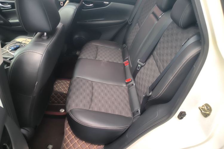 Used Nissan Qashqai 2017 2.0L CVT Luxury Edition China V Standard Left Rear Seat