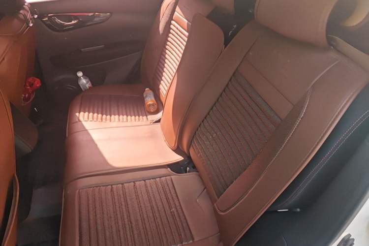 Used Nissan Qashqai 2017 2.0L CVT Elite Edition China V Standard Left Rear Seat