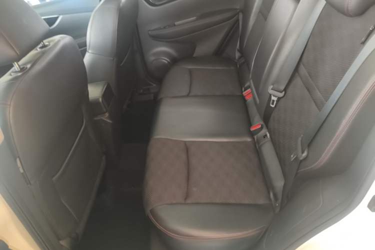 Used Nissan Qashqai 2017 2.0L CVT Luxury Edition China V Standard Left Rear Seat