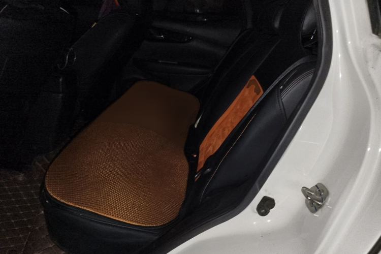 Used Nissan Qashqai 2017 2.0L CVT Smart Enjoyment Version China V Standard Left Rear Seat