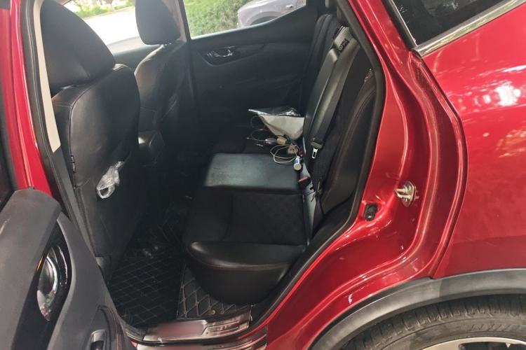 Used Nissan Qashqai 2017 2.0L CVT Smart Enjoyment Version China VI Standard Left Rear Seat