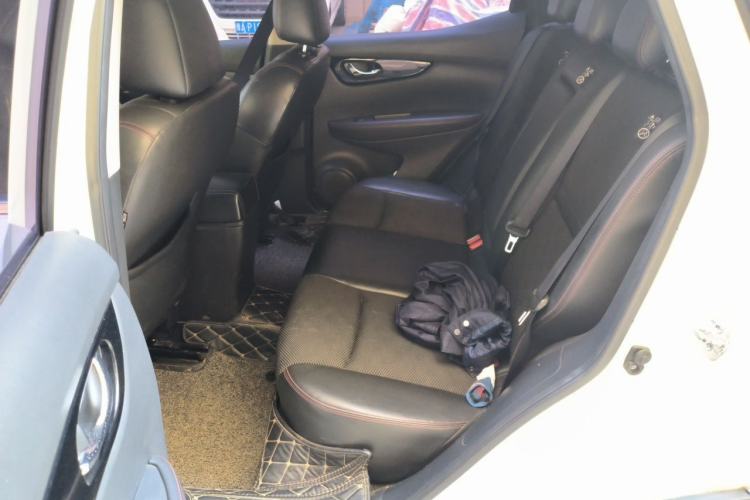 Used Nissan Qashqai 2017 2.0L CVT Luxury Edition China V Standard Left Rear Seat