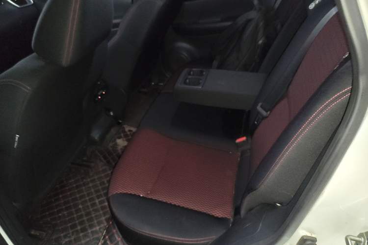 Used Nissan Qashqai 2017 2.0L CVT Elite Edition China V Standard Left Rear Seat