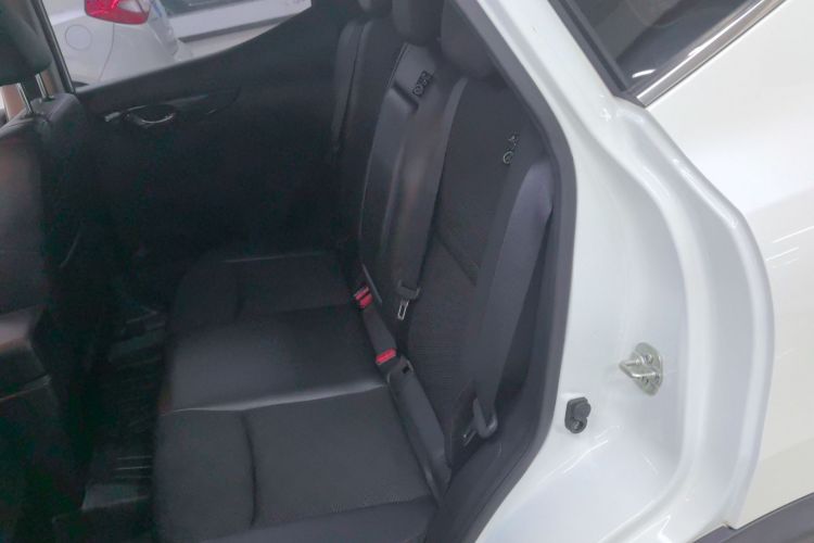 Used Nissan Qashqai 2017 2.0L CVT Smart Enjoyment Version China V Standard Left Rear Seat