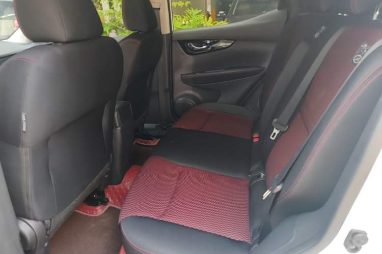 Used Nissan Qashqai 2017 2.0L CVT Elite Edition China V Standard Left Rear Seat