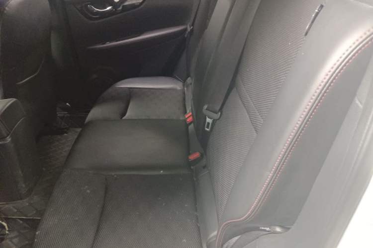 Used Nissan Qashqai 2017 2.0L CVT Luxury Edition China V Standard Left Rear Seat