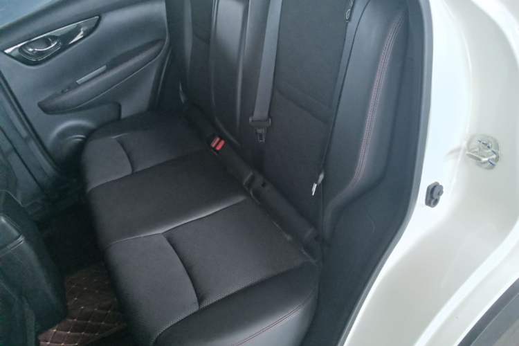 Used Nissan Qashqai 2017 2.0L CVT Smart Enjoyment Version China VI Standard Left Rear Seat