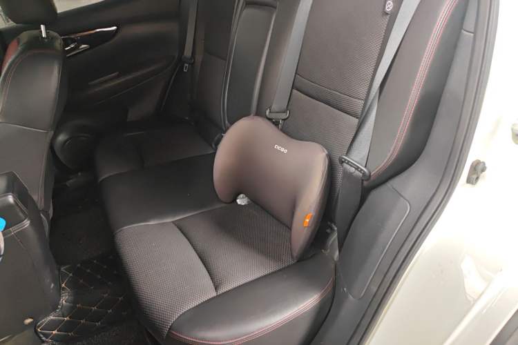 Used Nissan Qashqai 2017 2.0L CVT Luxury Edition China V Standard Left Rear Seat