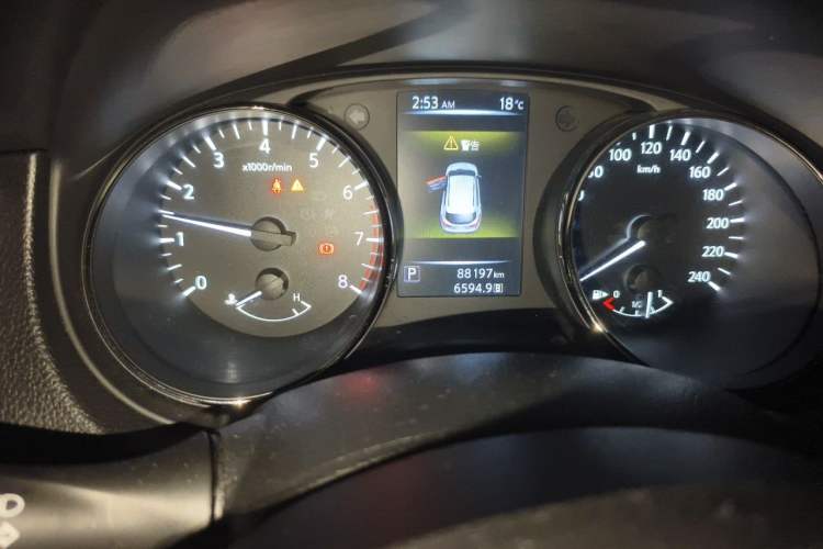 Used Nissan Qashqai 2017 2.0L CVT Smart Enjoyment Version China V Standard Odometer Close Up