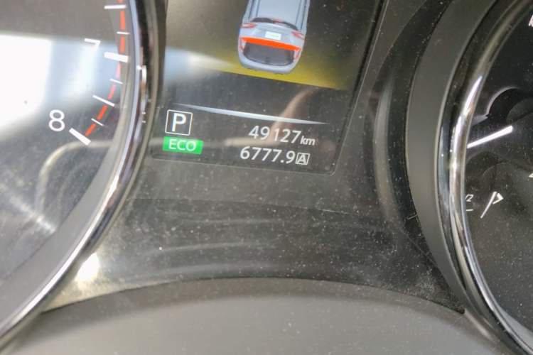 Used Nissan Qashqai 2017 2.0L CVT Luxury Edition China V Standard Odometer Close Up