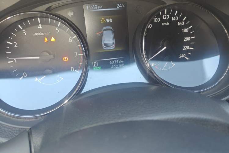 Used Nissan Qashqai 2017 2.0L CVT Elite Edition China V Standard Odometer Close Up