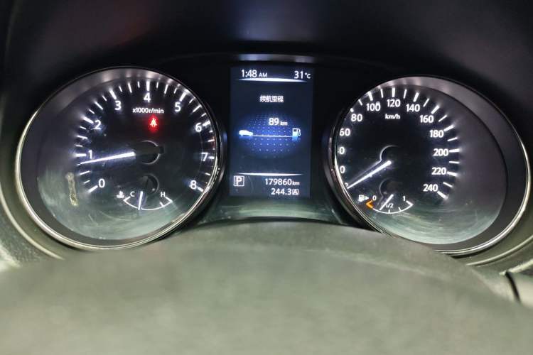 Used Nissan Qashqai 2017 2.0L CVT Elite Edition China V Standard Odometer Close Up