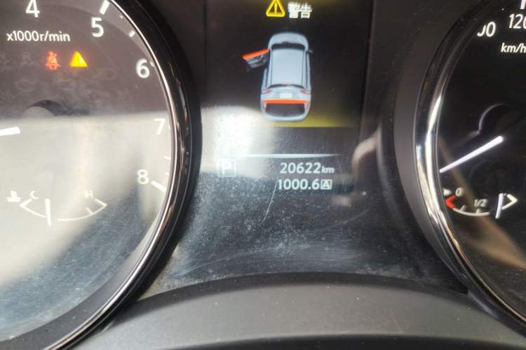 Used Nissan Qashqai 2017 2.0L CVT Luxury Edition China V Standard Odometer Close Up