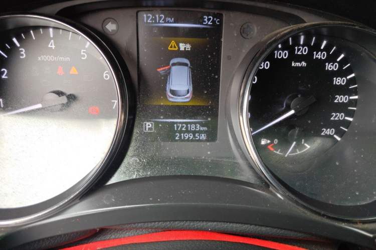 Used Nissan Qashqai 2017 2.0L CVT Smart Enjoyment Version China V Standard Odometer Close Up
