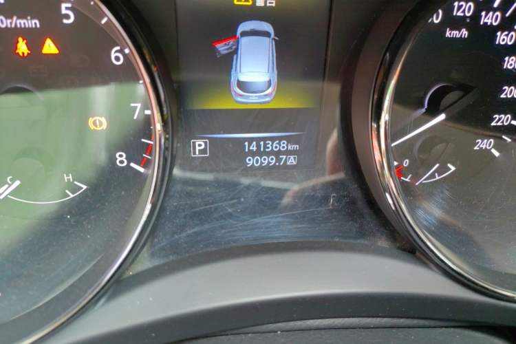 Used Nissan Qashqai 2017 2.0L CVT Luxury Edition China V Standard Odometer Close Up