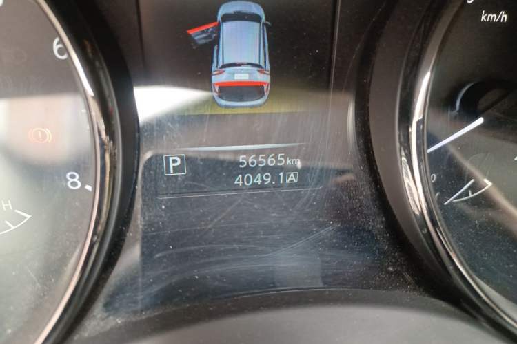 Used Nissan Qashqai 2017 2.0L CVT Luxury Edition China V Standard Odometer Close Up