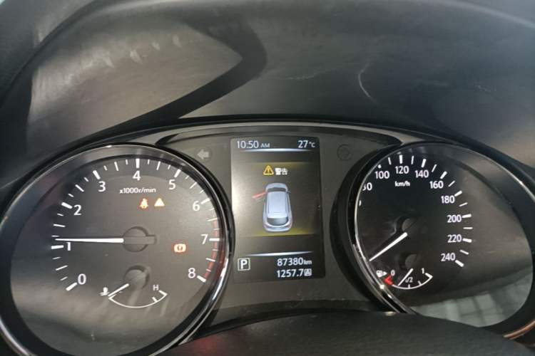 Used Nissan Qashqai 2017 2.0L CVT Smart Enjoyment Version China V Standard Odometer Close Up