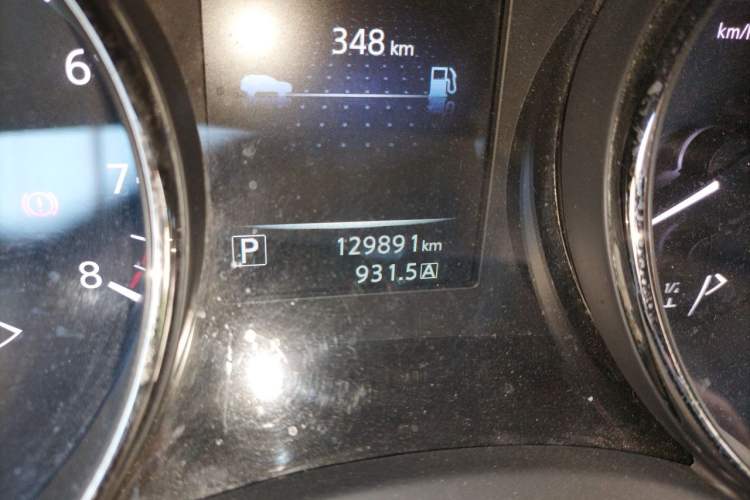 Used Nissan Qashqai 2017 2.0L CVT Smart Enjoyment Version China V Standard Odometer Close Up