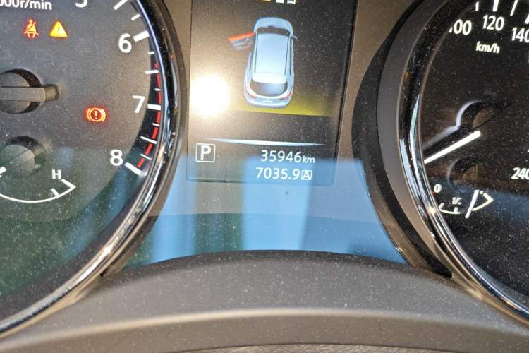 Used Nissan Qashqai 2017 2.0L CVT Smart Enjoyment Version China V Standard Odometer Close Up