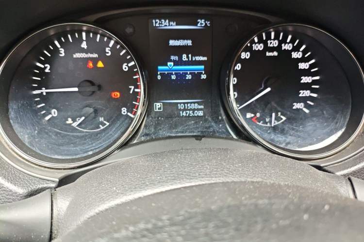 Used Nissan Qashqai 2017 2.0L CVT Smart Enjoyment Version China V Standard Odometer Close Up