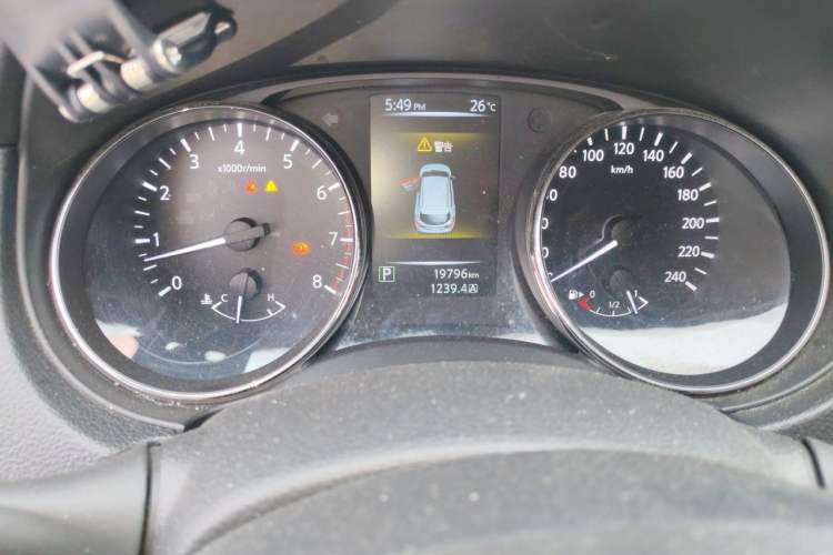 Used Nissan Qashqai 2017 2.0L CVT Smart Enjoyment Version China V Standard Odometer Close Up