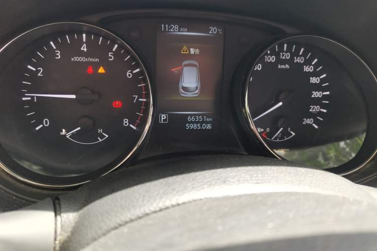 Used Nissan Qashqai 2017 2.0L CVT Smart Enjoyment Version China V Standard Odometer Close Up