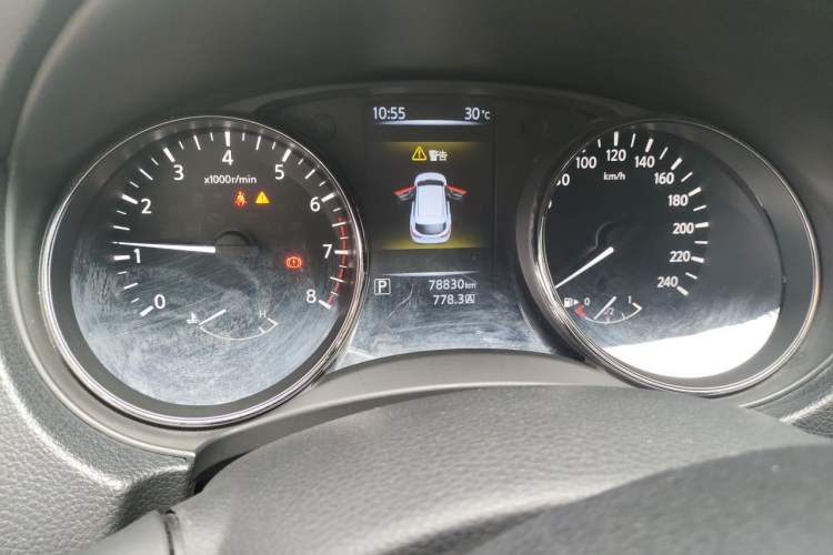Used Nissan Qashqai 2017 2.0L CVT Elite Edition China V Standard Odometer Close Up