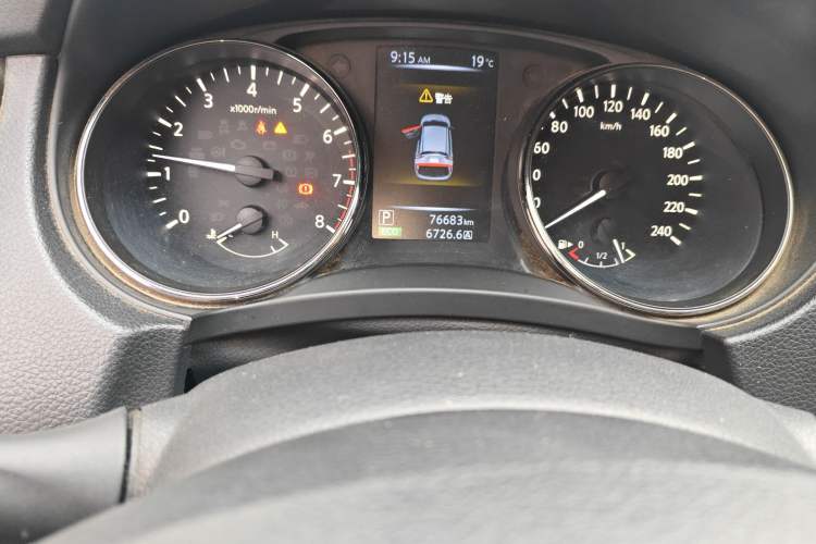 Used Nissan Qashqai 2017 2.0L CVT Elite Edition China V Standard Odometer Close Up