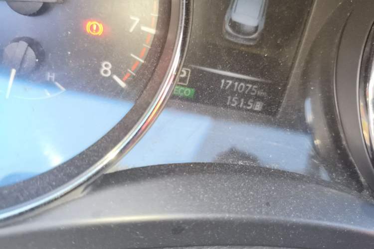 Used Nissan Qashqai 2017 2.0L CVT Smart Enjoyment Version China V Standard Odometer Close Up