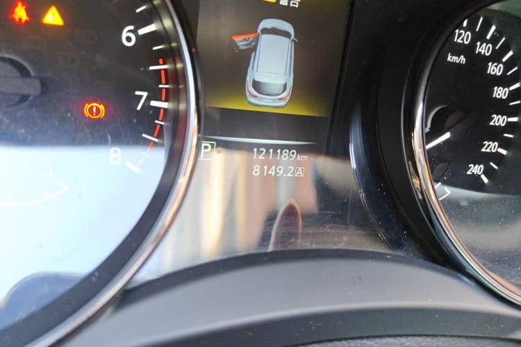 Used Nissan Qashqai 2017 2.0L CVT Elite Edition China V Standard Odometer Close Up