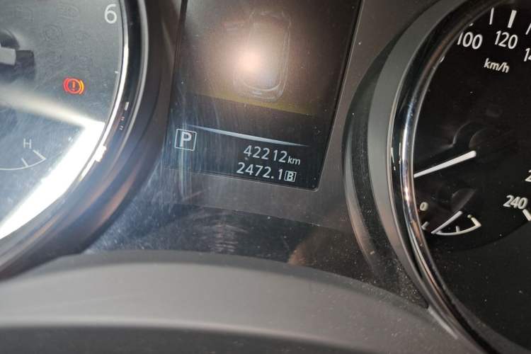 Used Nissan Qashqai 2017 2.0L CVT Smart Enjoyment Version China V Standard Odometer Close Up
