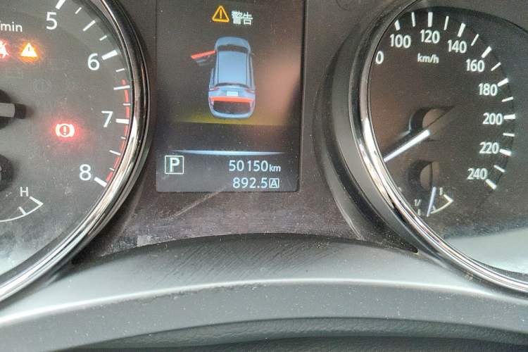 Used Nissan Qashqai 2017 2.0L CVT Luxury Edition China V Standard Odometer Close Up
