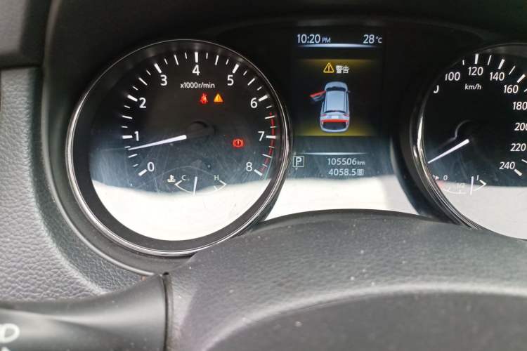 Used Nissan Qashqai 2017 2.0L CVT Luxury Edition China V Standard Odometer Close Up